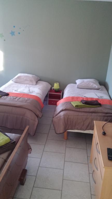 Chambres D'Hotes Les Maisses Mison Exterior foto